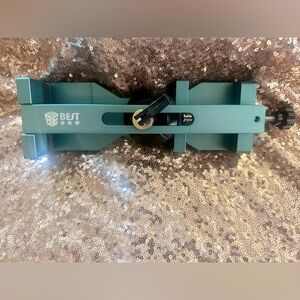 BEST Teal screen seperating Tool NWOT open box